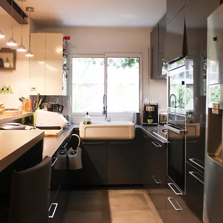 Spacious With Terrace Near The Marais